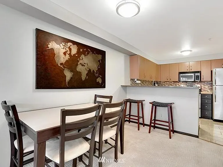 4020 Aurora Ave N #303 — Photo 11