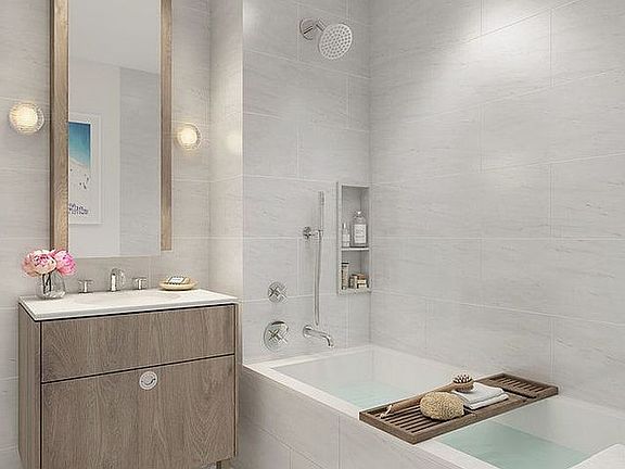 2nd image of 185 18th St #306