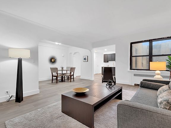 3rd image of 3000 Valentine Ave APT 5J
