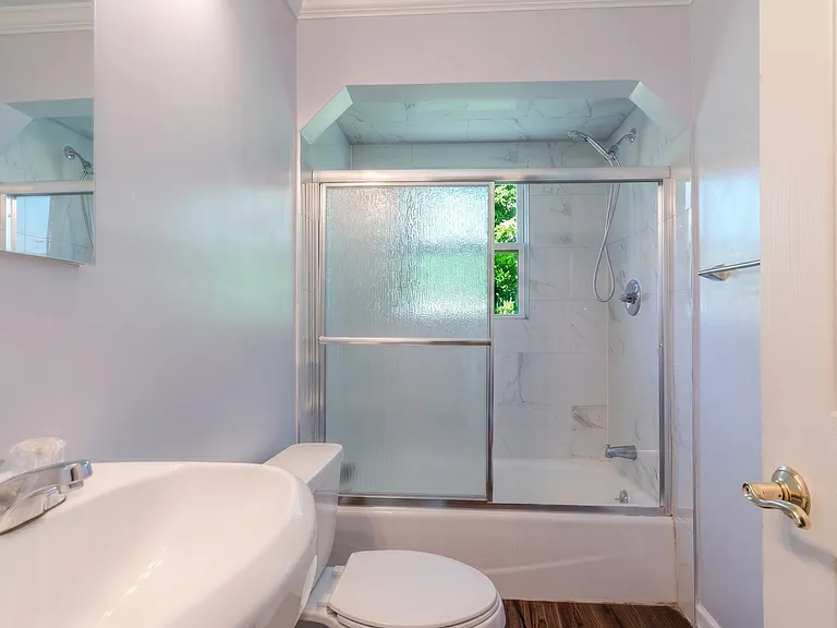 3224 N Altadena Ave — Photo 13
