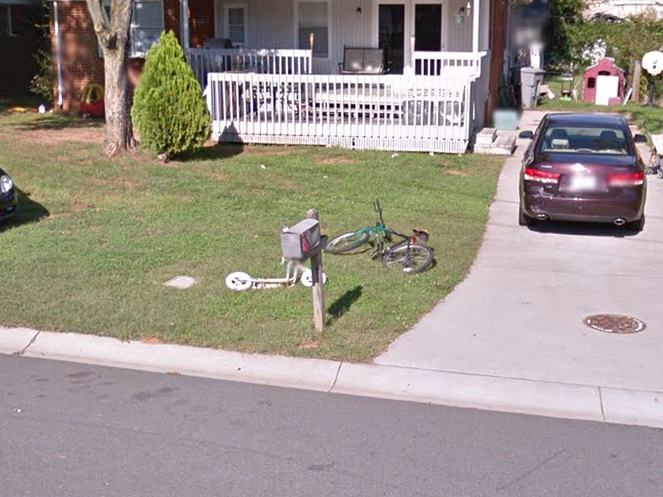1st image of 4841 Charleston Dr