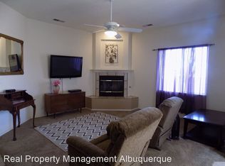 8723 Palomar Ave NE, Albuquerque, NM 87122