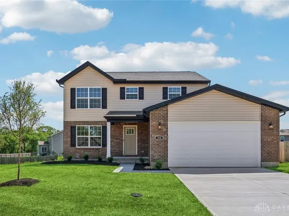318 Selkirk Pl, Trenton, OH 45067