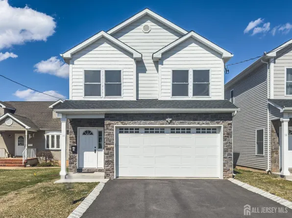 36 Jeannette St, Carteret, NJ 07008
