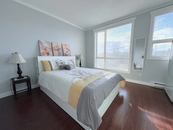 14333 104th Ave #521, Surrey, BC V3T 0E1