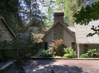 62 Indian Pipe Rd, Cashiers, NC 28717