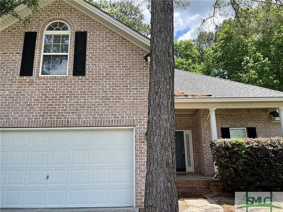 1st image of 18 Dunnoman Dr