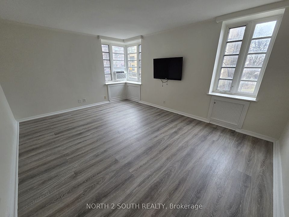 1st image of 707 Eglinton Ave W #210