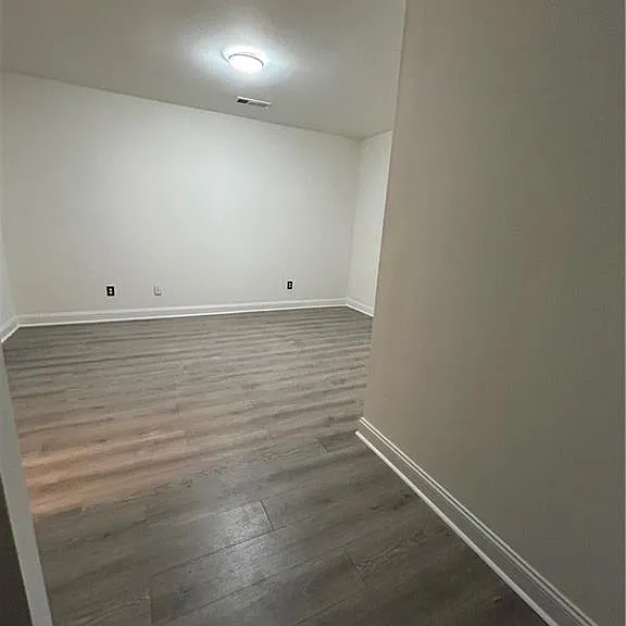 9051 Bayrose Cir — Photo 14