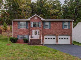 4169 Daugherty Rd, Salem, VA 24153