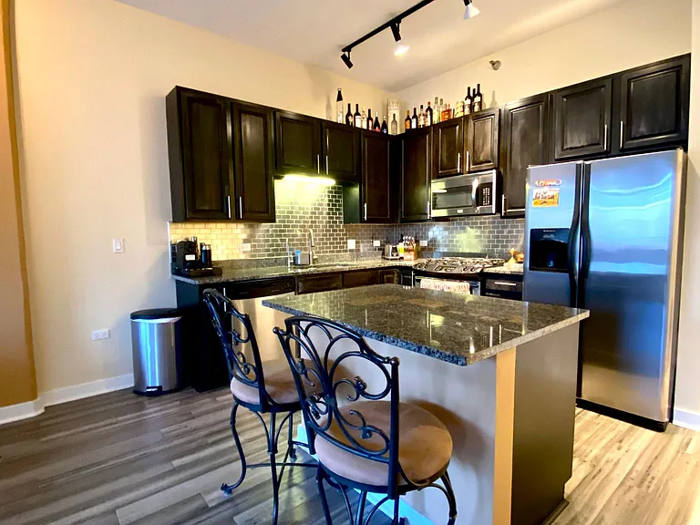 901 W Madison St #912 — Photo 31