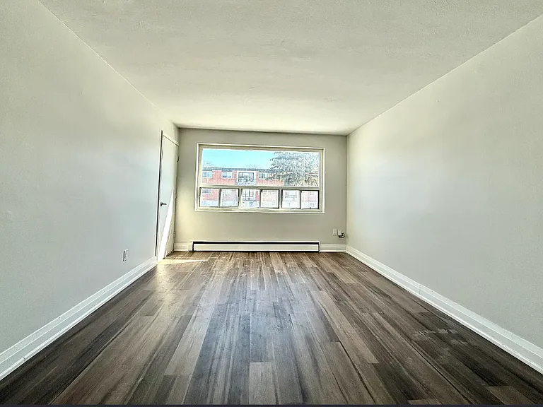 280 Lorne Ave #3 — Photo 3