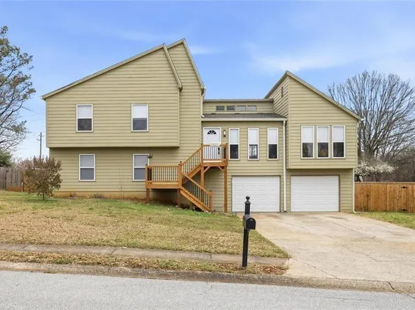 2560 Blakely Ct NE, Marietta, GA 30066