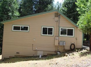 8165 Peavine Ridge Rd, Pollock Pines, CA 95726