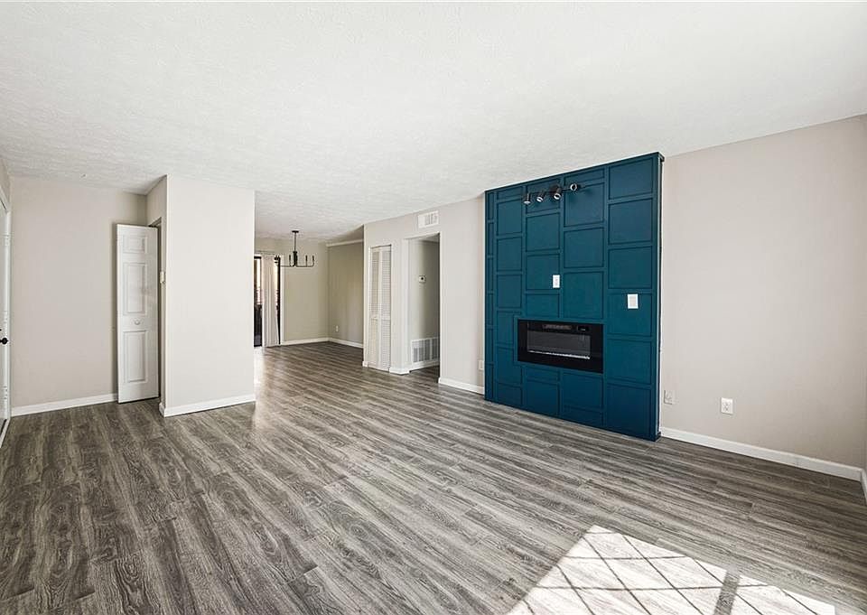 1st image of 3294 Abbeywood Dr
