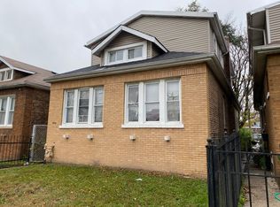 8104 S Cornell Ave, Chicago, IL 60617