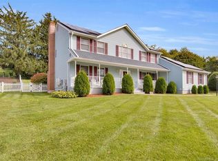6 Colonel Chester Dr, Wethersfield, CT 06109