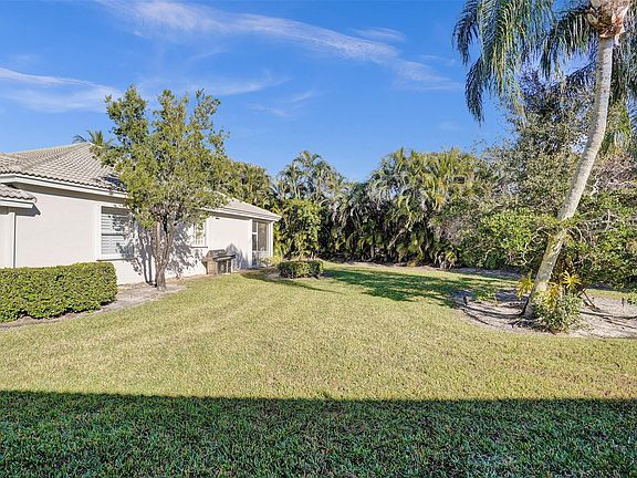 4th image of 7992 Rockford Road