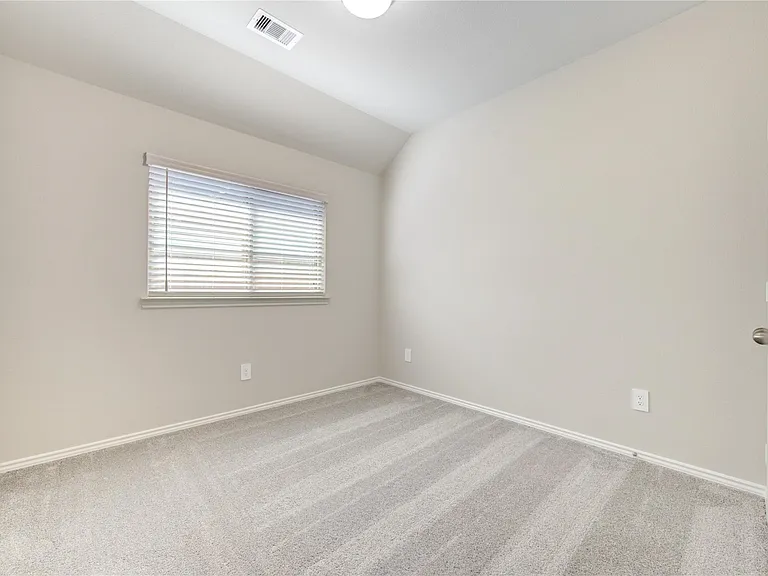 9515 Sierra Crest Ln — Photo 6