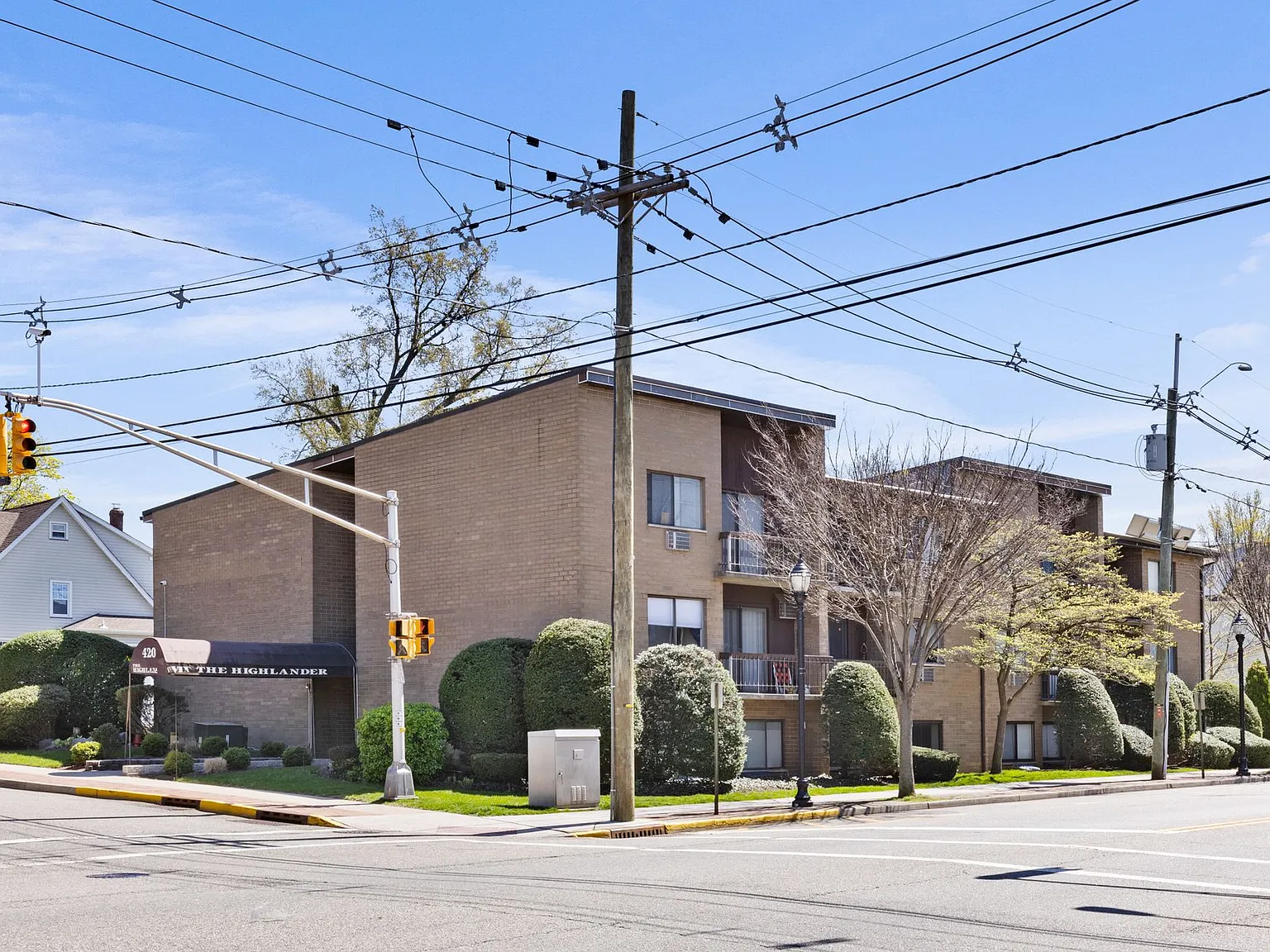 M.C Highland Apartments — Photo 3