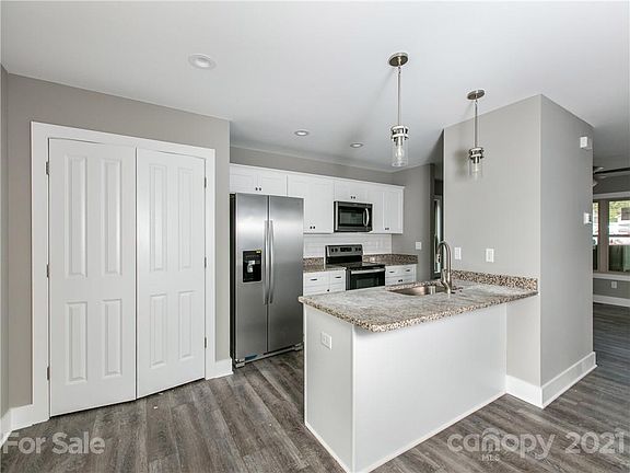 5th image of 175 Fayetteville St #96
