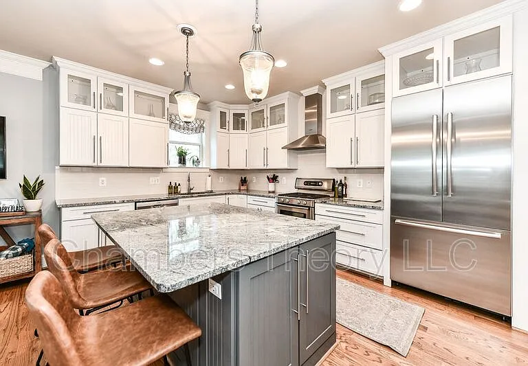2453 N Jefferson St — Photo 18
