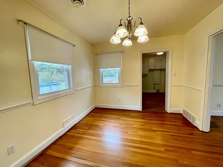 1109 Smithfield Ave — Photo 10