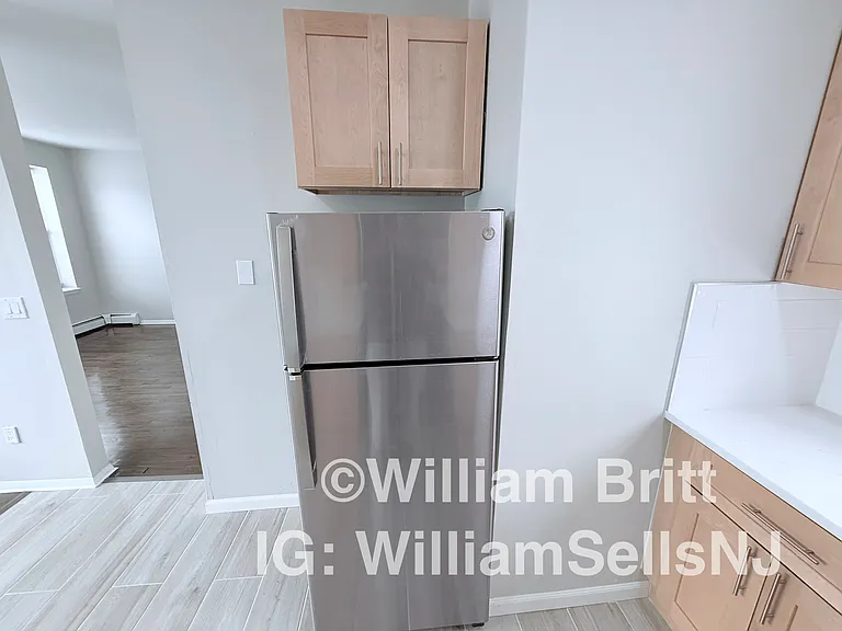 67-69 Brinkerhoff St #4D — Photo 8