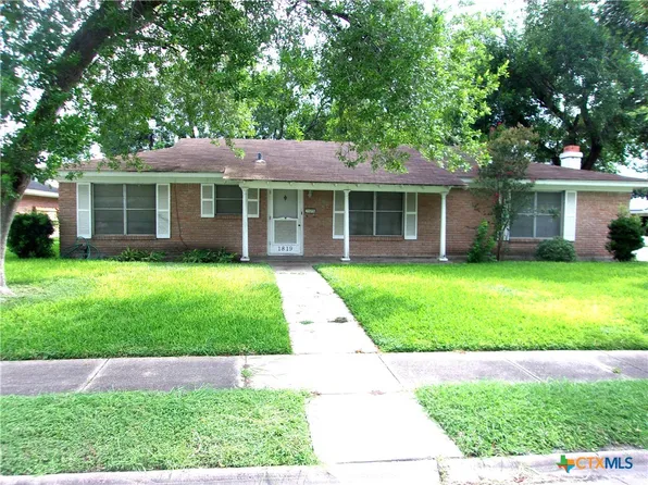 1819 San Jacinto Ave, Victoria, TX 77901