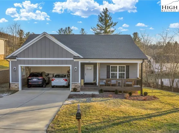 165 W Evergreen Street, West Jefferson, NC 28694