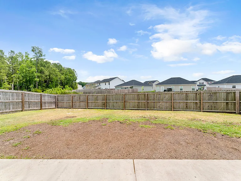 139 W West Winn Ave — Photo 32