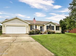 1093 Indian Trl, Lawrenceburg, KY 40342