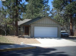 19805 Decoy Ct, Bend, OR 97702