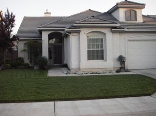 2953 E Revere Rd, Fresno, CA 93720