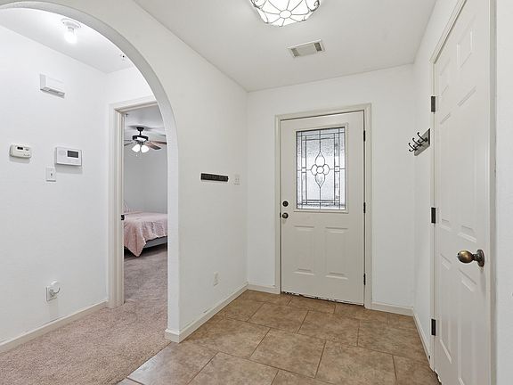 2nd image of 1720 Beautyberry Dr