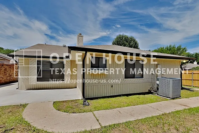 216 Caprock Dr — Photo 18