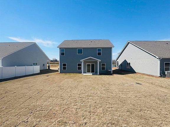 3rd image of 236 Pretoria Dr Lot 95