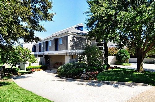 1st image of 1223 Travis Cir N