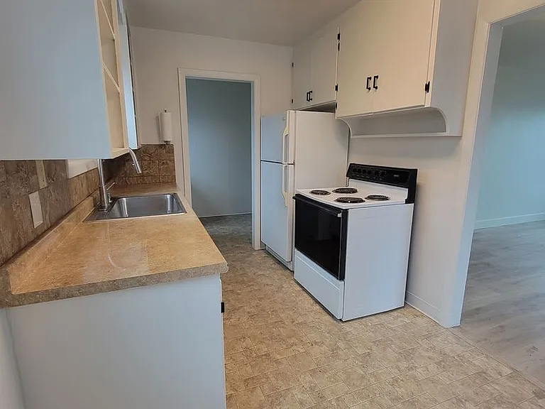 505 Sycamore St — Photo 5