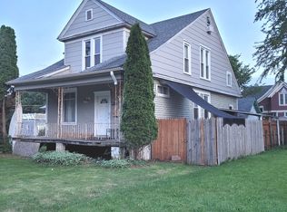 805 Larkin Ave, Elgin, IL 60123