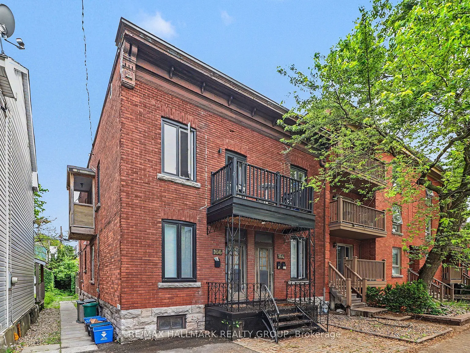 2 bed, $1,950 — Photo 2