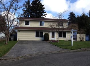 706 Normandy Dr, Bremerton, WA 98310