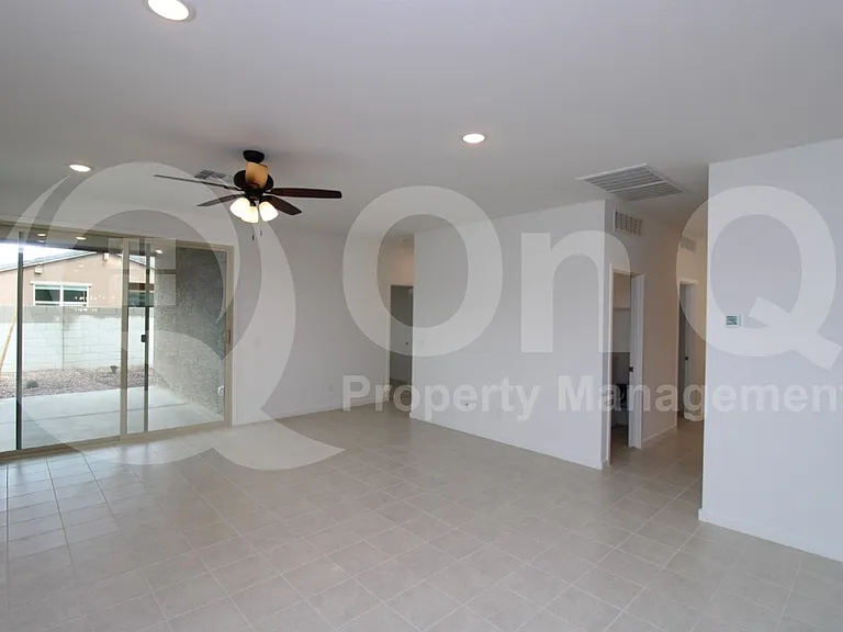 19968 W Rancho Dr — Photo 4