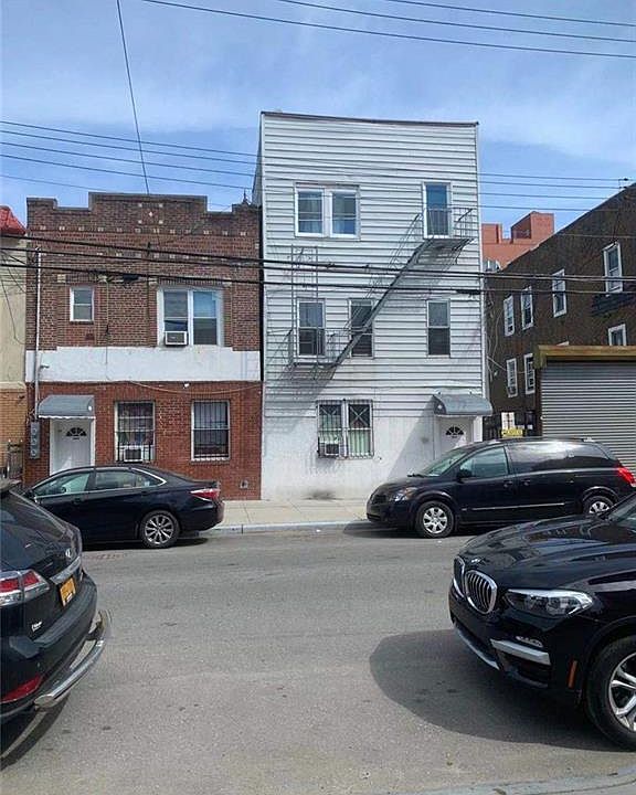 1st image of 2825 W 15th St #2827