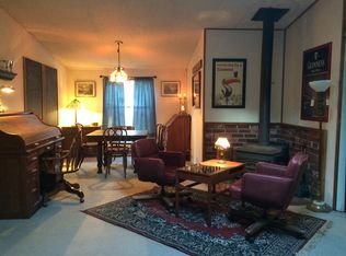 21020 Vashon Hwy SW, Vashon, WA 98070