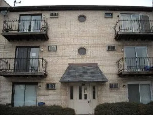 4037 Bonhill Dr APT 1A, Arlington Heights, IL 60004