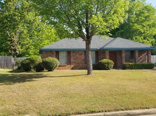 4246 Burtonway Dr, Montgomery, AL 36116
