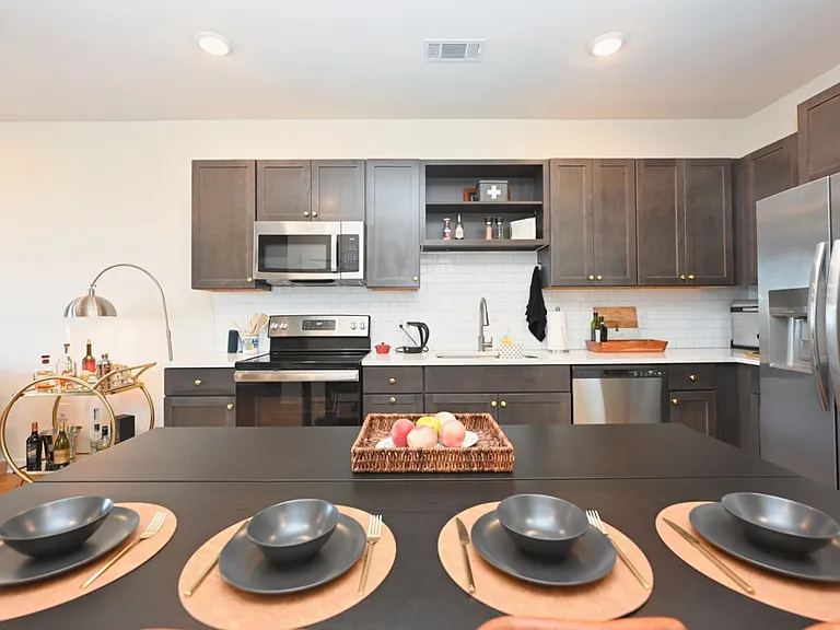 2900 Edwin Way #202 — Photo 20
