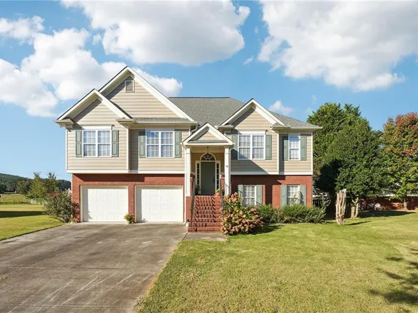 48 Polo Flds, Cartersville, GA 30121