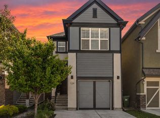 124 S Masters Cres SE, Calgary, AB T3M2M9